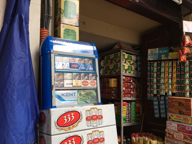 Kệ hàng tạp hóa: “mặt trận âm thầm” nhưng nguy hiểm trong cuộc chiến chống thuốc lá