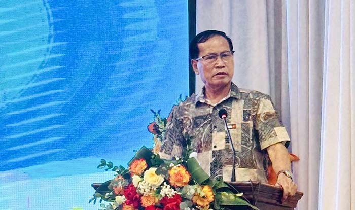 Một vài hiện tượng trong văn học Việt Nam hôm nay