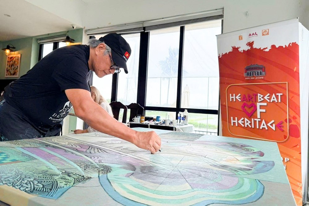 Trại sáng tác Nghệ thuật quốc tế là nơi các nghệ sĩ trực tiếp sáng tác trong không gian mở, giao hòa giữa thiên nhiên và văn hóa phố cổ Hội An. Ảnh: BTC