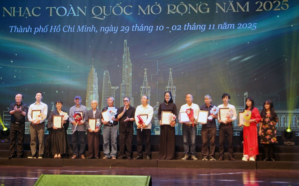 Hội Nhạc sĩ Việt Nam: Vinh danh và Khai mạc Liên hoan âm nhạc toàn quốc 2025