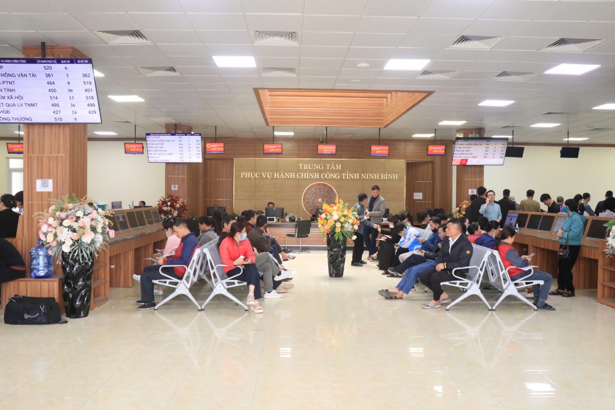 Ninh Bình: Xây dựng chính quyền số lấy người dân làm trung tâm