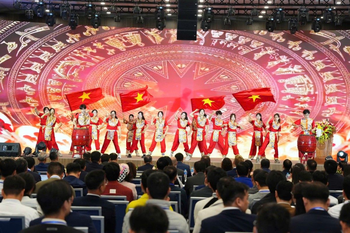 Đang diễn ra Hội thảo lớn nhất Việt Nam về Môi trường và Kỹ thuật điện