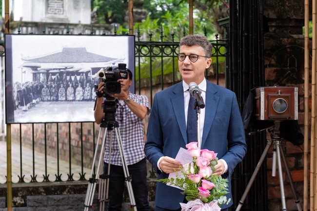 Trưởng Đại diện UNESCO tại Việt Nam Jonathan Wallace Baker phát biểu tại buổi lễ. Ảnh: BTC