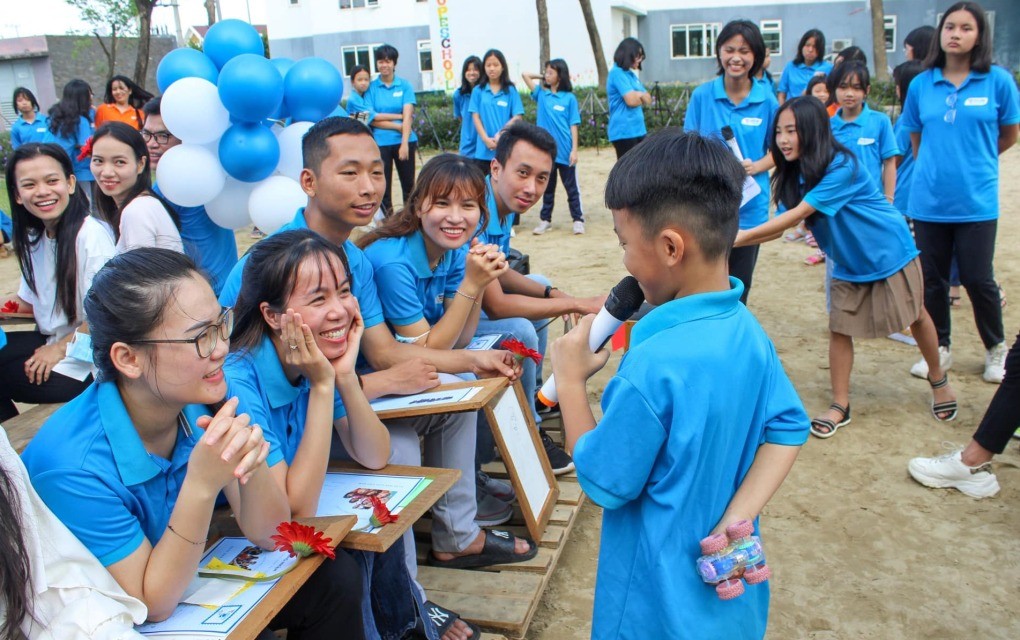 Giáo dục tự do không phải thả lỏng bản năng tuỳ ý