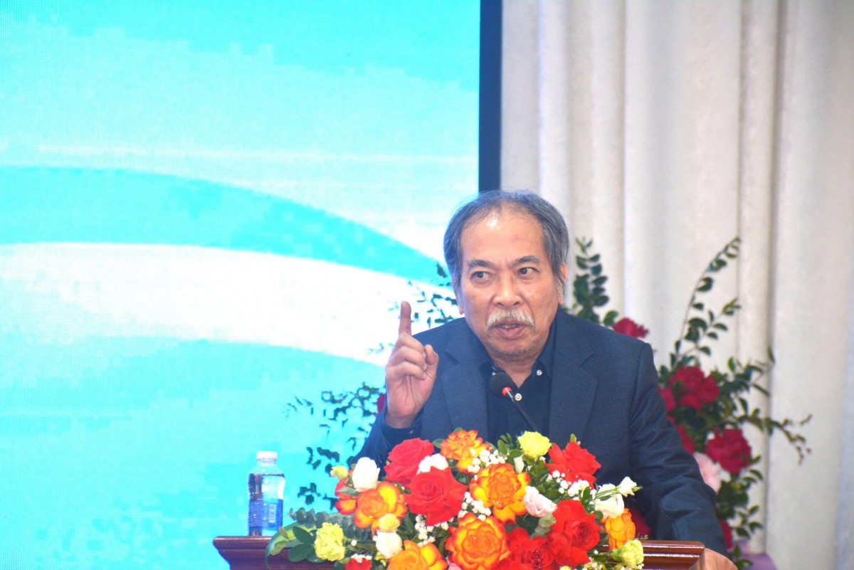 Tọa đàm “50 năm văn học Việt Nam từ sau 1975: Góc nhìn của những người viết trẻ”