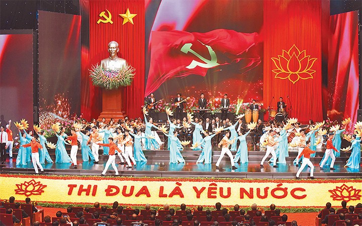 “70 ngày cao điểm - Tăng tốc, bứt phá, lập thành tích thiết thực chào mừng Đại hội XIV của Đảng”