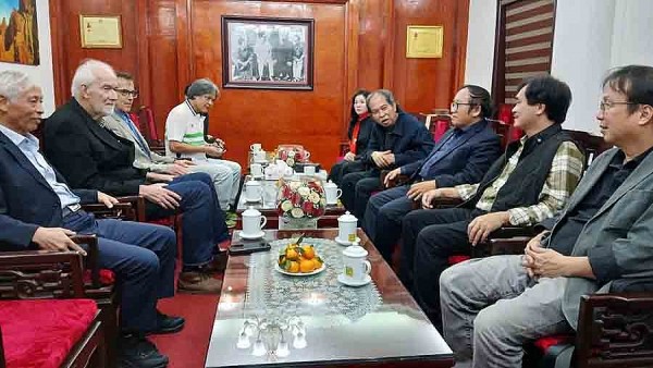 doan dich gia my dich truyen kieu tham hoi nha van viet nam