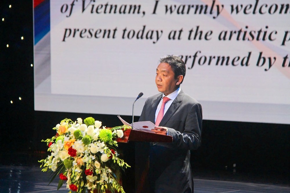 Thứ trưởng Bộ VHTTDL Hoàng Đạo Cương phát biểu chào mừng. Ảnh: BTC