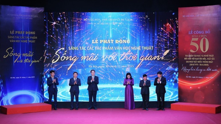 50 tác phẩm văn học, nghệ thuật biểu diễn Việt Nam tiêu biểu xuất sắc