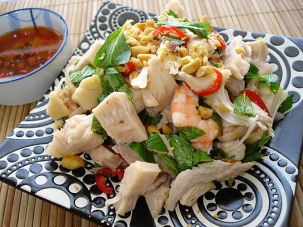 Món mít trộn và thơ. Tùy bút của Thanh Thảo