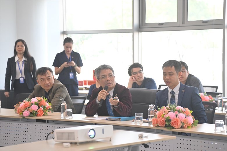 Tăng cường hợp tác toàn diện với Trung tâm Vũ trụ Việt Nam