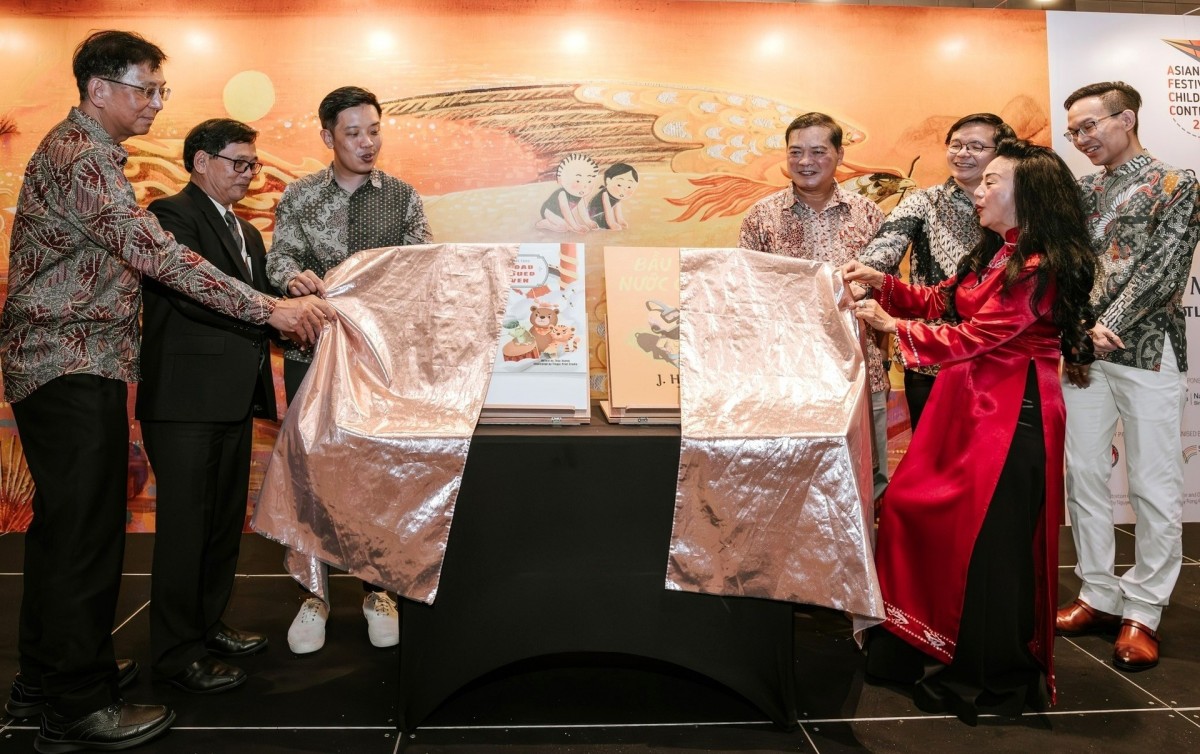 “Nhập siêu” tri thức