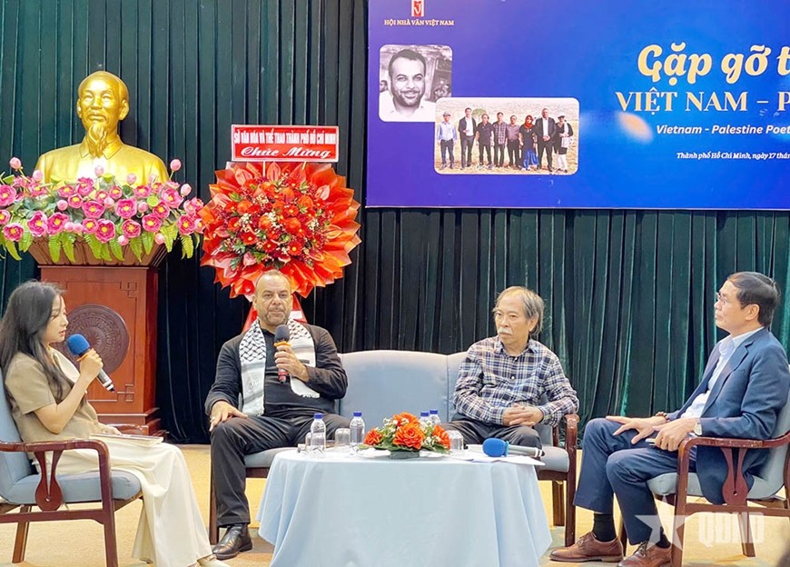 Tiếng thơ cất lên từ những tâm hồn đồng diệu