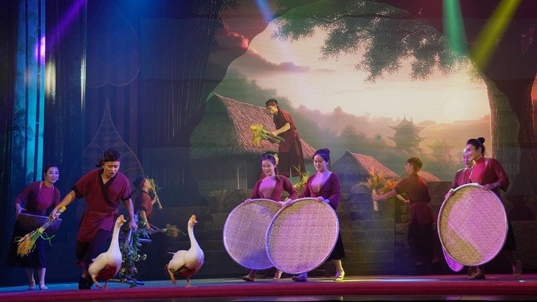 “Trần Nhân Tông” những kết tinh từ nghệ thuật Xiếc và Cải lương