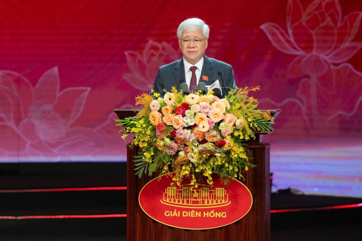 65 tác phẩm xuất sắc nhất được trao Giải Diên Hồng lần thứ 4