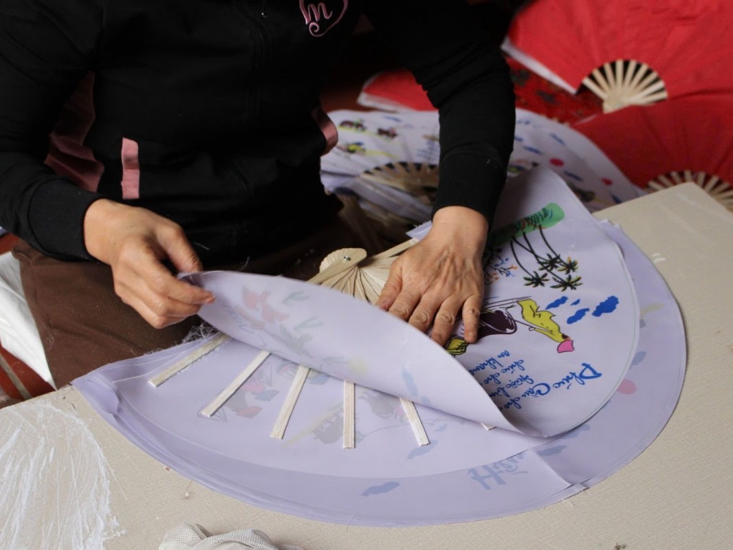 "Làn gió mới" cho nghề quạt Chàng Sơn