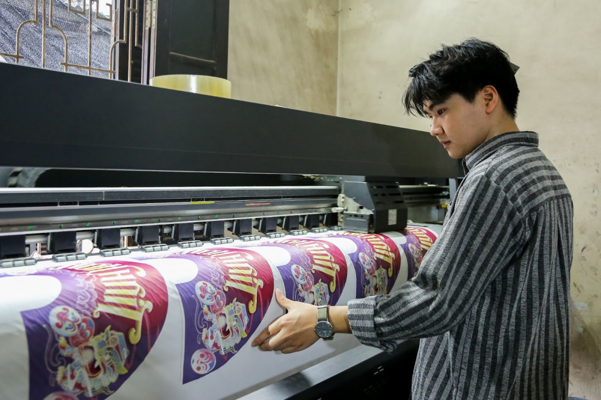 "Làn gió mới" cho nghề quạt Chàng Sơn