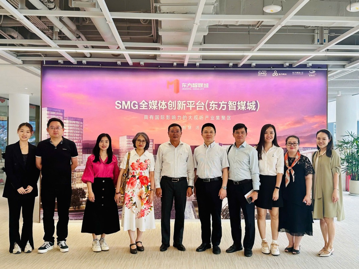 Học tập, trao đổi kinh nghiệm về giáo dục số tại Trung Quốc