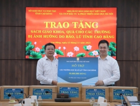 Nhà xuất bản Giáo dục Việt Nam hỗ trợ ngành Giáo dục Cao Bằng khắc phục hậu quả bão lũ