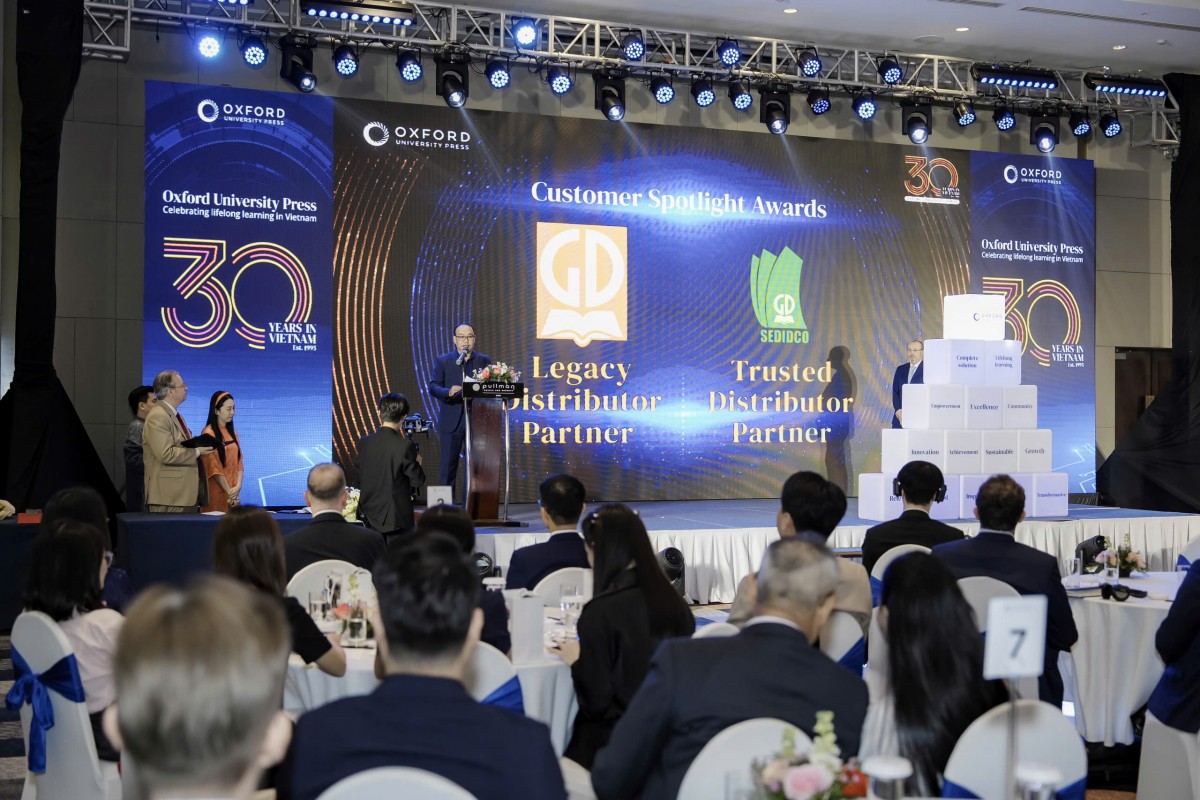 Kỷ niệm 30 năm Nhà xuất bản Đại học Oxford có mặt tại Việt Nam