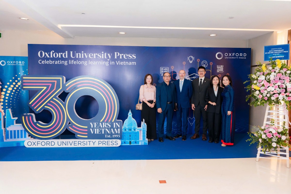 Kỷ niệm 30 năm Nhà xuất bản Đại học Oxford có mặt tại Việt Nam