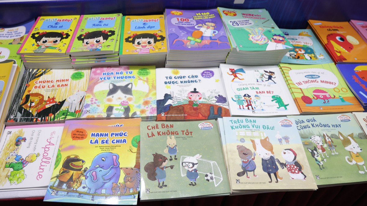 Nhà xuất bản Giáo dục Việt Nam nâng tầm văn hóa đọc tại Hội sách Hà Nội