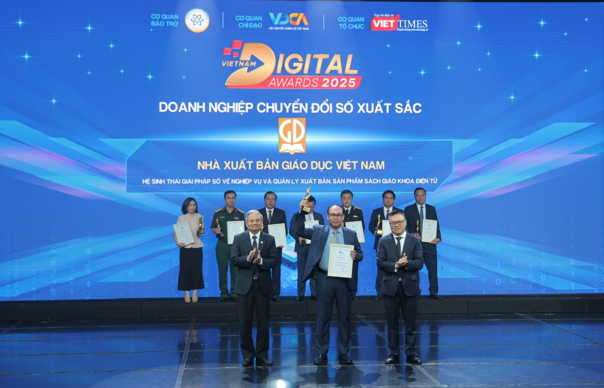 Nhà xuất bản Giáo dục Việt Nam đoạt Giải thưởng Chuyển đổi số Việt Nam
