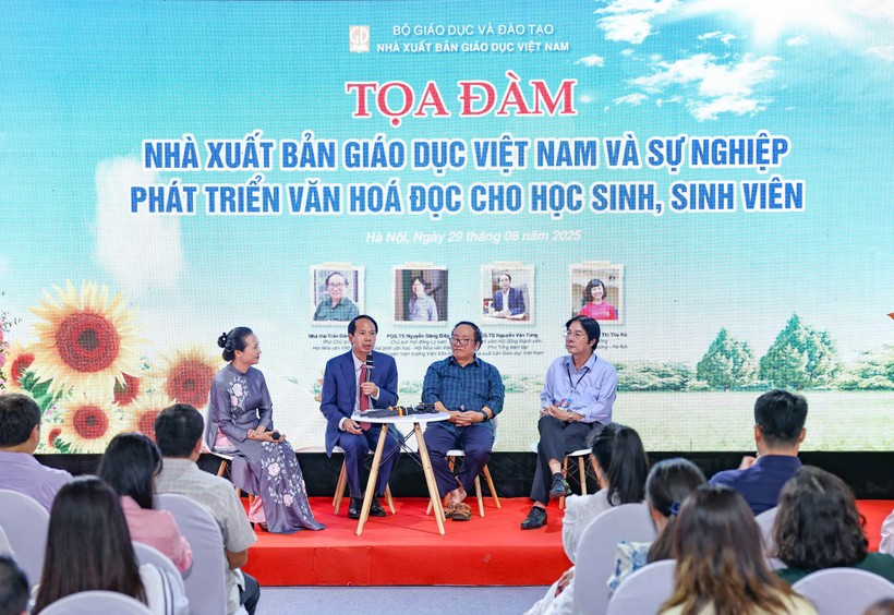 Nhà xuất bản Giáo dục Việt Nam trong sự nghiệp phát triển văn hóa đọc cho học sinh, sinh viên