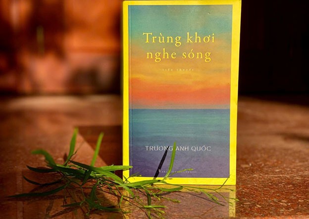 Nghe sóng giữa trùng khơi