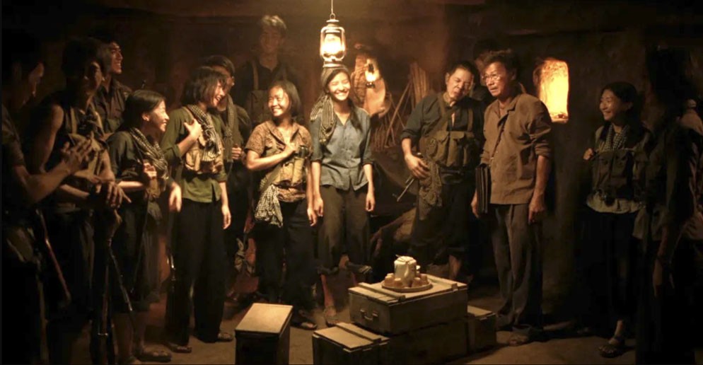 Điện ảnh Việt 2025: Dưới những “ngọn núi” trăm tỉ