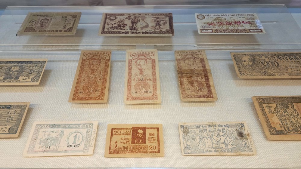 Khai mạc trưng bày “Mùa xuân - Khởi nguồn thắng lợi“