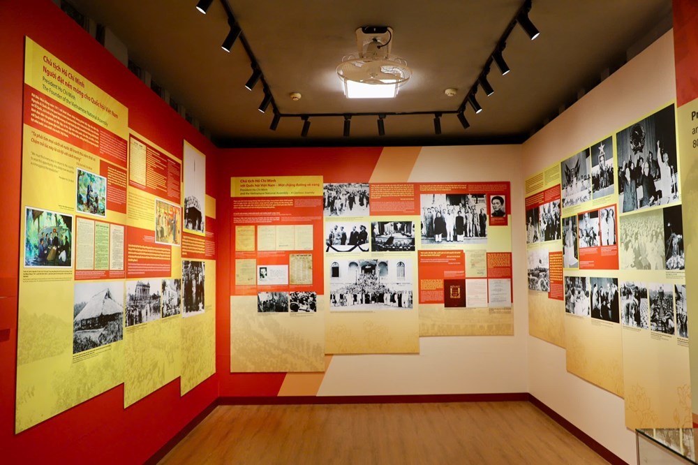 Phủ Chủ tịch: Tổ chức triển lãm, trưng bày chào mừng Đại hội XIV của Đảng