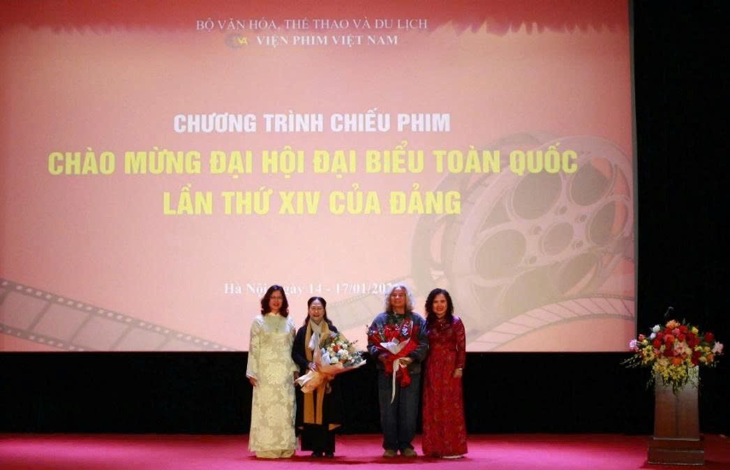 Khai mạc Chương trình chiếu phim chào mừng Đại hội đại biểu toàn quốc lần thứ XIV của Đảng