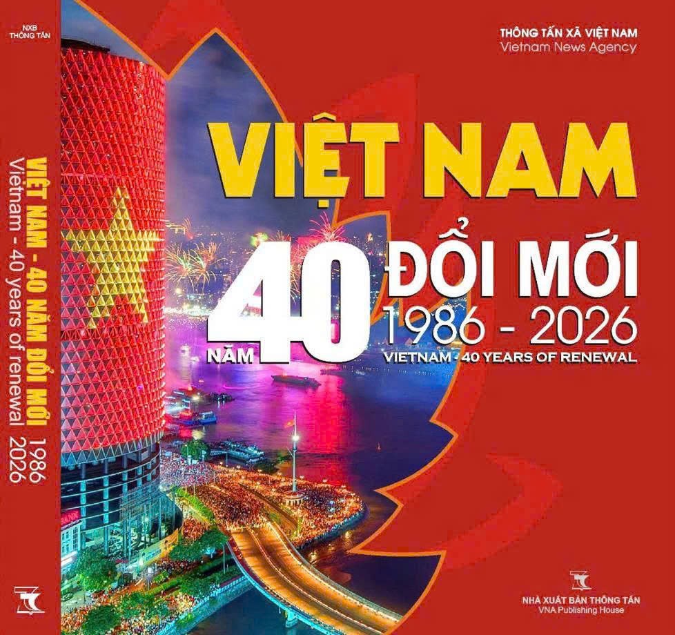 Ra mắt ba cuốn sách ảnh chào mừng Đại hội XIV của Đảng