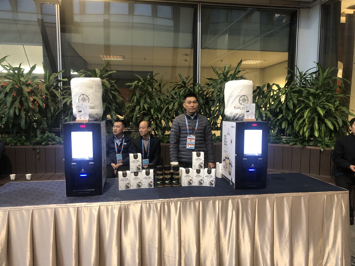 Những khoảnh khắc ấn tượng tại Trung tâm Báo chí Đại hội XIV của Đảng