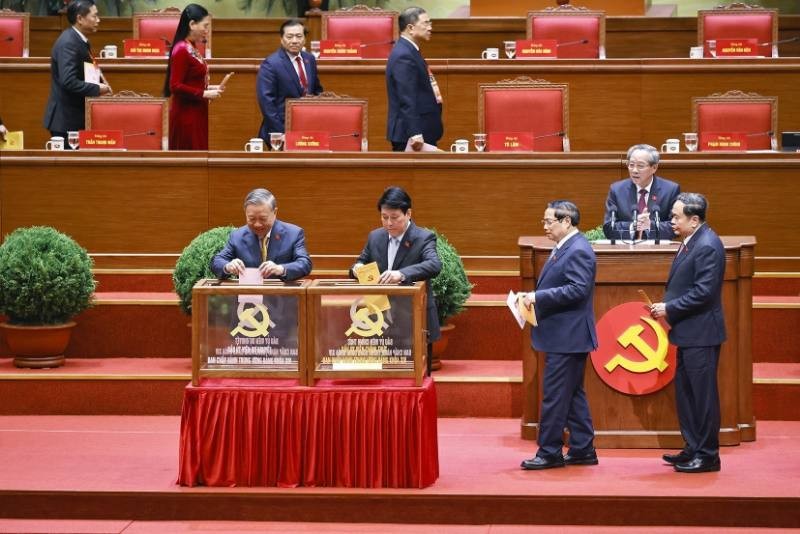 Công bố danh sách trúng cử Ban Chấp hành Trung ương Đảng khóa XIV