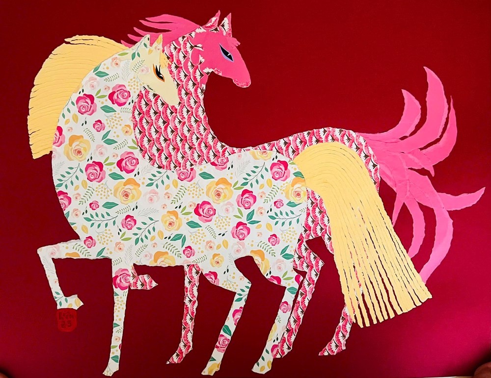 Tác phẩm được trưng bày tại triển lãm. Ảnh: BTC