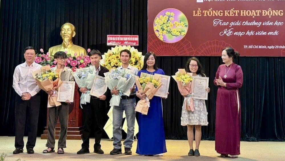 Mở rộng biên độ văn chương - Một mùa xuân đáng nhớ của Hội Nhà văn TP.HCM