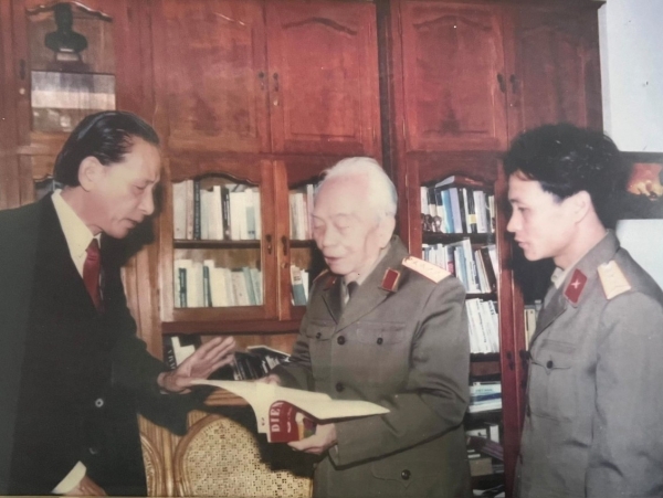 Nhớ anh Phạm Tiến Duật - Ngọn cờ đầu của thơ ca chống Mỹ, người con ưu tú của quê hương đất Tổ