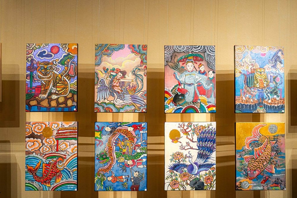 Đánh thức không gian đền Quan Đế qua triển lãm “Sắc màu truyền thống”