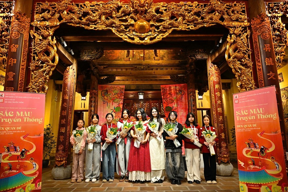 Đánh thức không gian đền Quan Đế qua triển lãm “Sắc màu truyền thống”