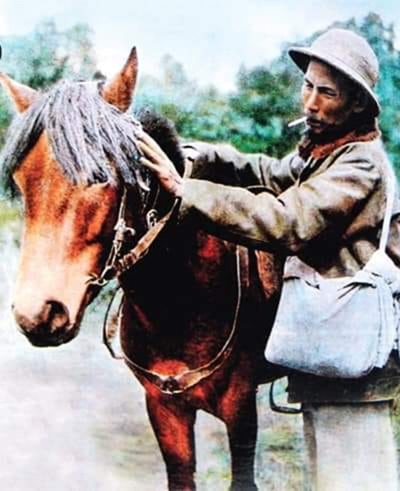 Vó ngựa trong thơ Người