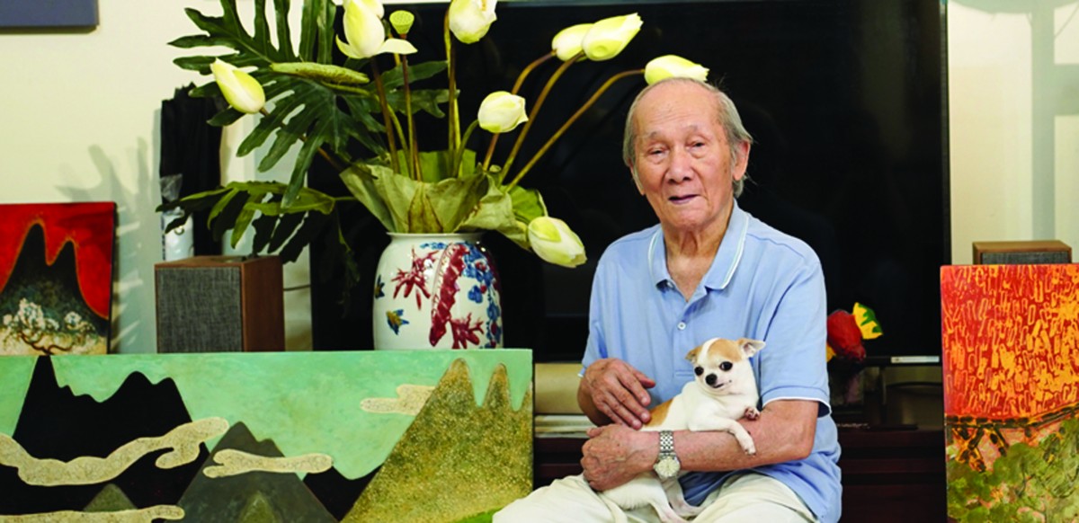 Người mang xuân từ hai miền thế kỷ