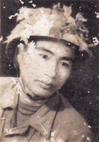 Nhà văn Nguyễn Khắc Phê: Giữ gìn ký ức trên những trang viết