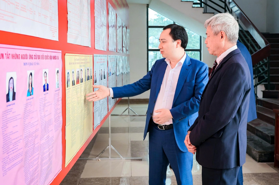 Ứng cử viên ĐBQH Vũ Văn Tiến: 