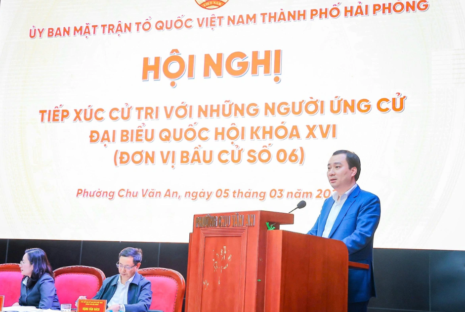 ung cu vien dbqh vu van tien di xa bang tai nang di ben bang tinh nghia va coi nguon