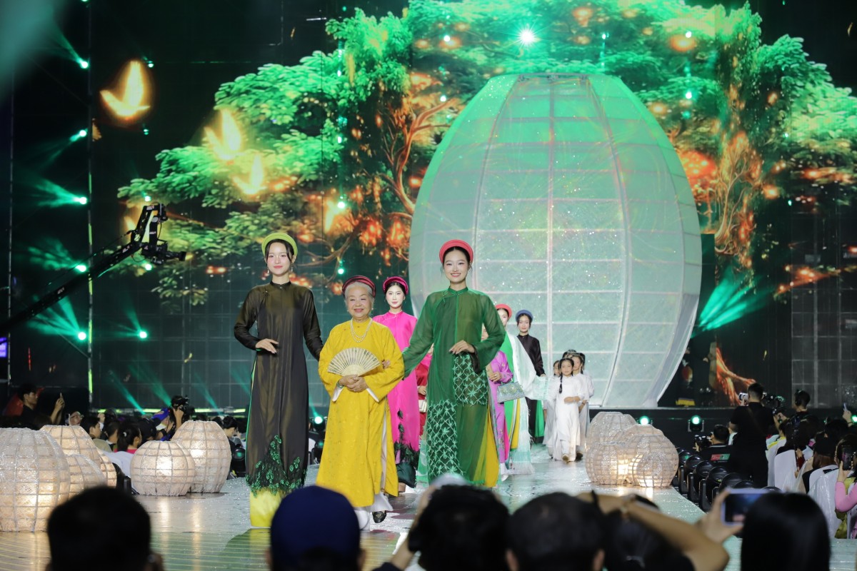 37 nhà thiết kế góp mặt tại Lễ hội Áo dài Thành phố Hồ Chí Minh lần thứ 12