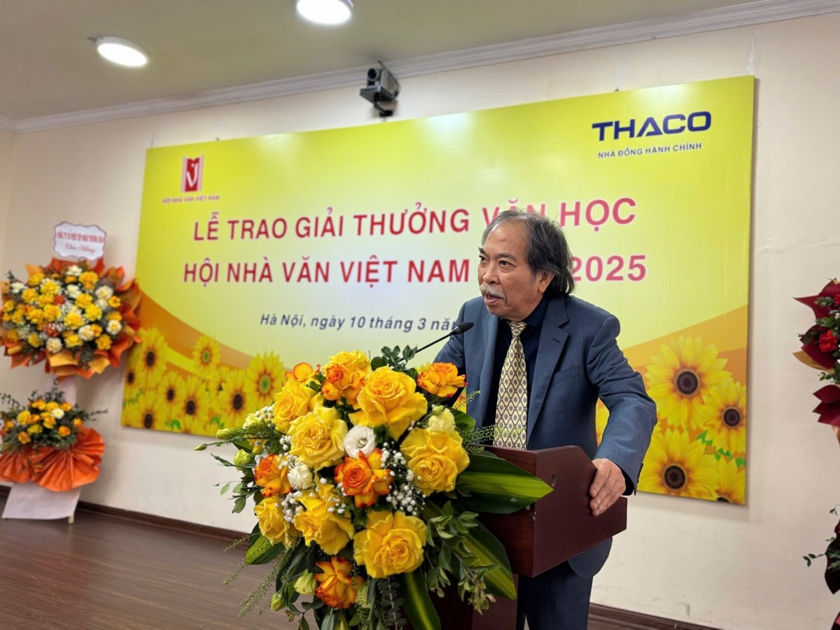 Nhà thơ Nguyễn Quang Thiều, Chủ tịch Hội Nhà văn Việt Nam phát biểu tại Lễ trao giải. Ảnh: P.V