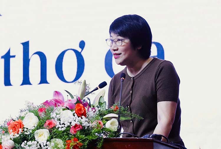 PHẨM GIÁ CỦA THƠ CA TRONG CON MẮT NHÀ THƠ. Bài 6: Phẩm giá của thơ trong thời đại AI