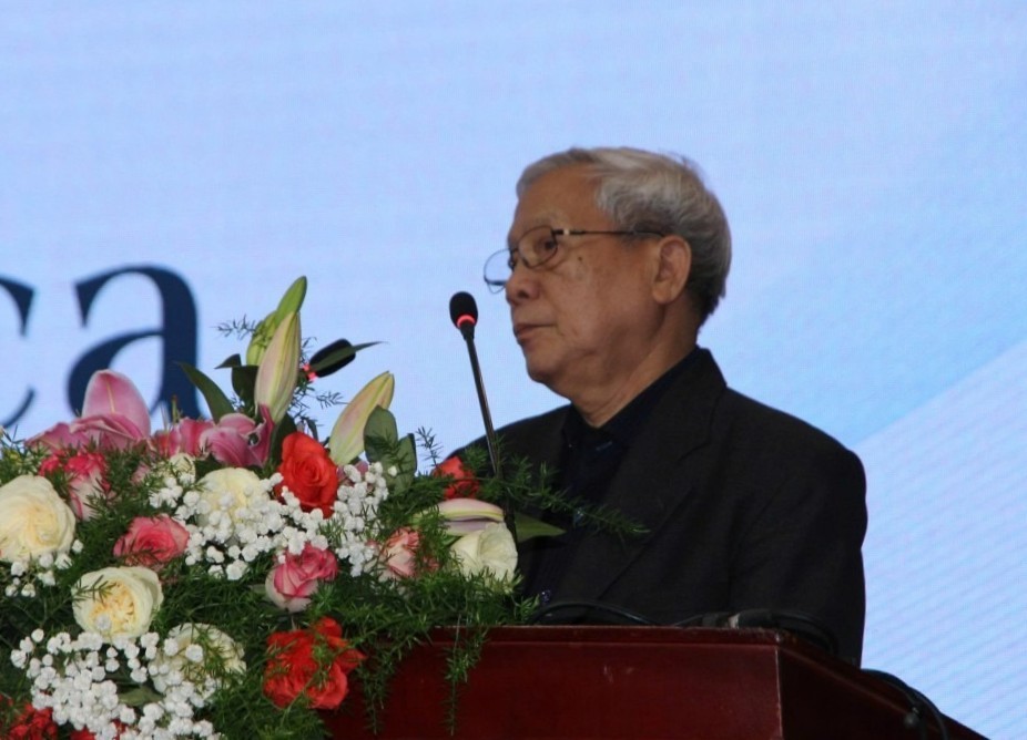 Thơ ca là bữa tiệc của tâm hồn